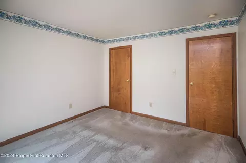 403 Main St, Moosic, PA 18507 photo 29