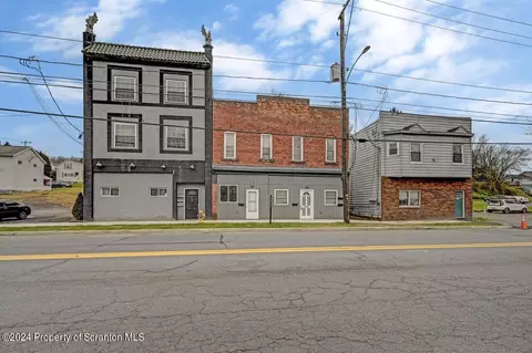 655 N Main St, Pittston, PA 18640 photo 2