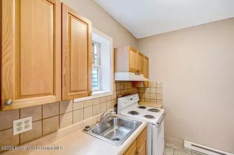 655 N Main St, Pittston, PA 18640 photo 32