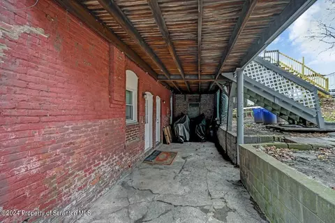 655 N Main St, Pittston, PA 18640 photo 44