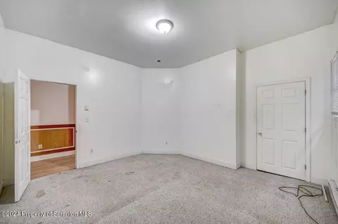 655 N Main St, Pittston, PA 18640 photo 9