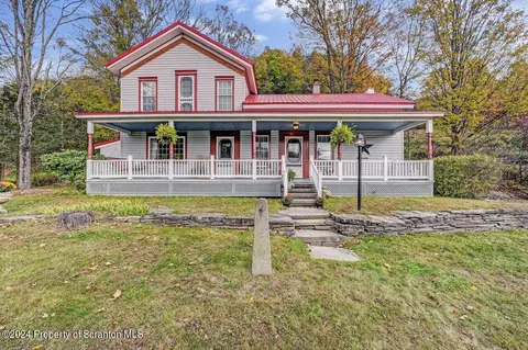 332 Grinnell Rd, Kingsley, PA 18826