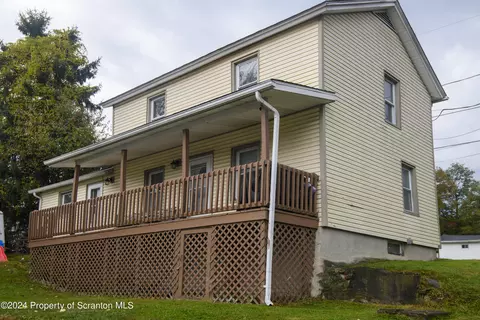 1001 Ridge St, Olyphant, PA 18447