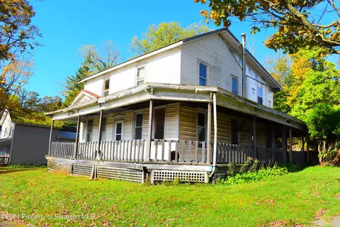 71 Post St, Montrose, PA 18801