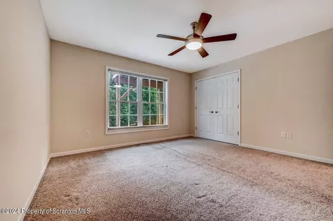 47 Sharon Dr, Moosic, PA 18507 photo 36