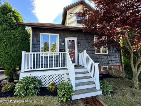 9 Laird St, Pittston, PA 18640
