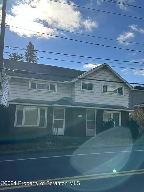 958 E Drinker St, Dunmore, PA 18512 photo 35