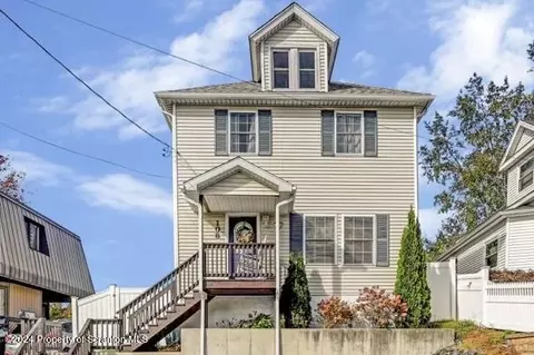 108 Gravity St, Olyphant, PA 18447