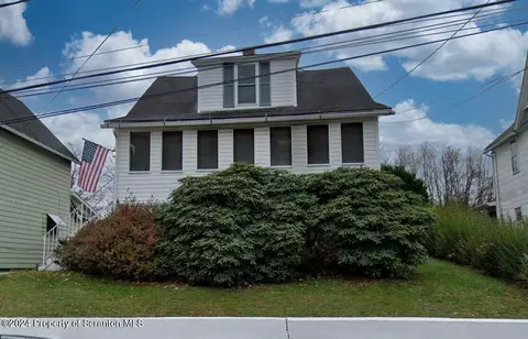 208 E Grove St, Dunmore, PA 18510