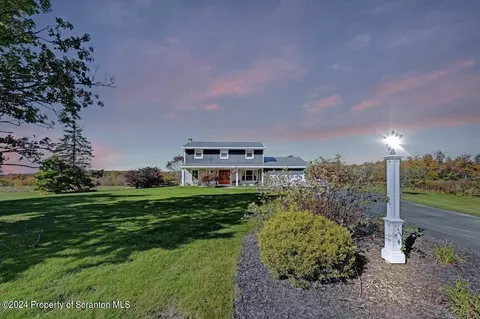 115 Silver Maple, Scott Twp, PA 18411