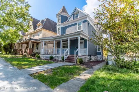 815 Monroe Ave, Scranton, PA 18510