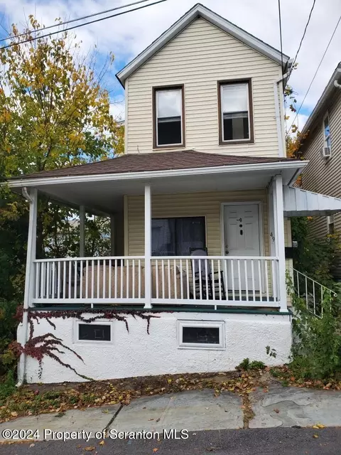 49 Vine St, Pittston, PA 18640