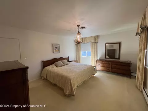 15 Leslie Dr, Scranton, PA 18505 photo 16