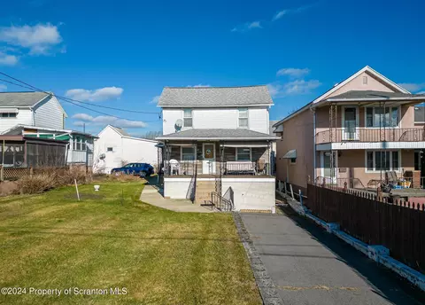 904 Wood St, Scranton, PA 18508