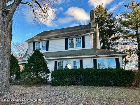 407 Cooper St, Taylor, PA 18517