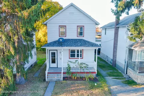 431 W Main St, Moosic, PA 18507