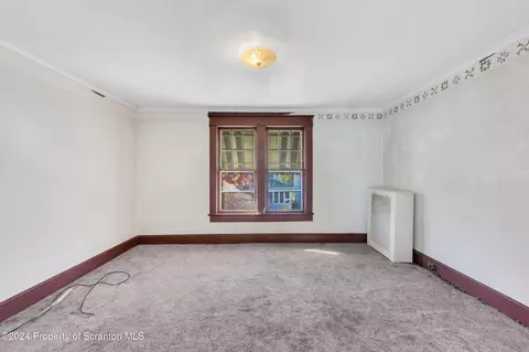 1128 Amherst St, Scranton, PA 18504