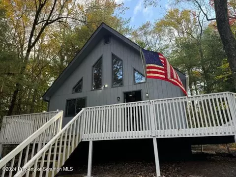 91 Magnolia Dr, Thornhurst, PA 18424
