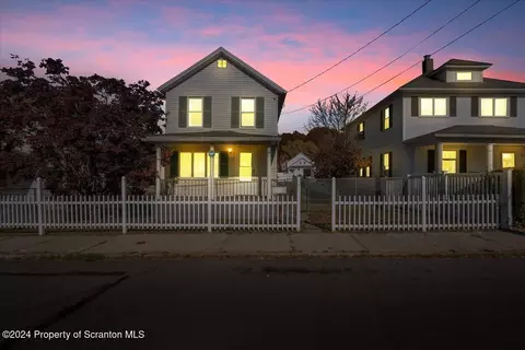 313 Charles St, Old Forge, PA 18518