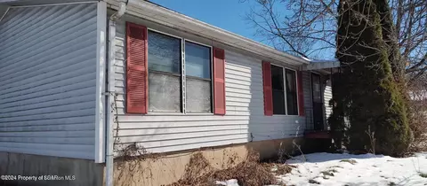 5 Rutledge St, Jenkins Twp, PA 18640