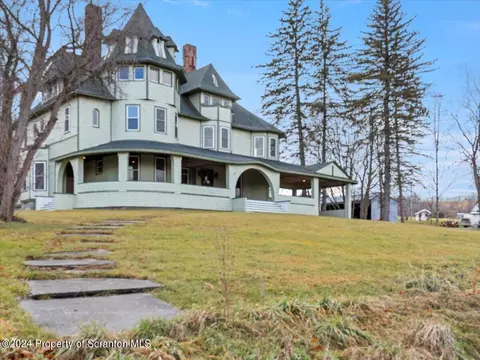261 W South St, Canton, PA 17724