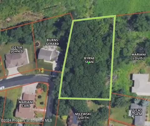 110 Bel Air Dr, Archbald, PA 18403