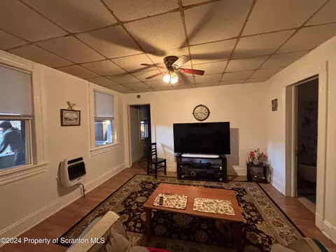 1027 Main St, Dickson City, PA 18519 photo 36