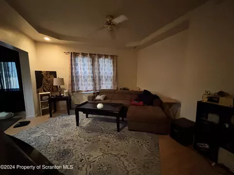 1027 Main St, Dickson City, PA 18519 photo 10