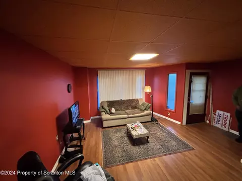 1027 Main St, Dickson City, PA 18519 photo 16