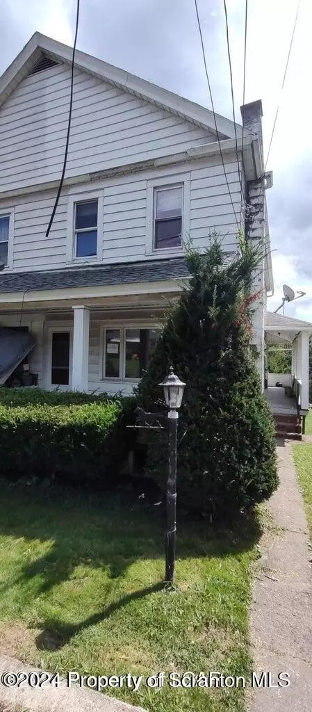 934 W Main Street St, Plymouth, PA 18651