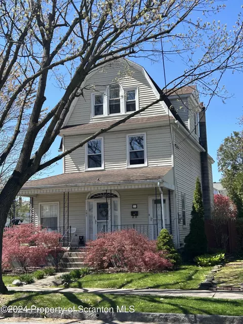 151 Old River Rd, Wilkes-barre, PA 18702