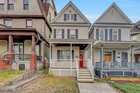 936 N Webster Ave, Scranton, PA 18510