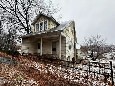 572 Main Rear St, Sugar Notch, PA 18706