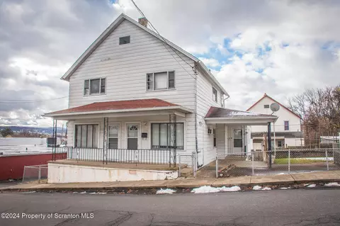 1113 Wood St, Scranton, PA 18508