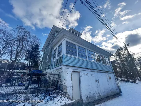 474 Summit Ter, Hughestown, PA 18640