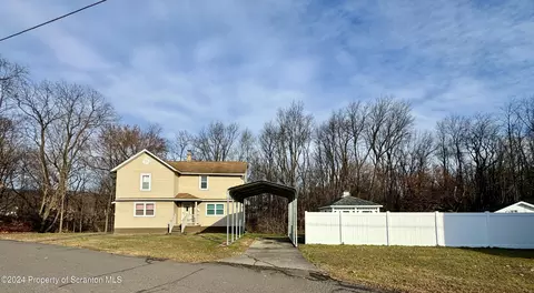 6 High St, Jessup, PA 18434
