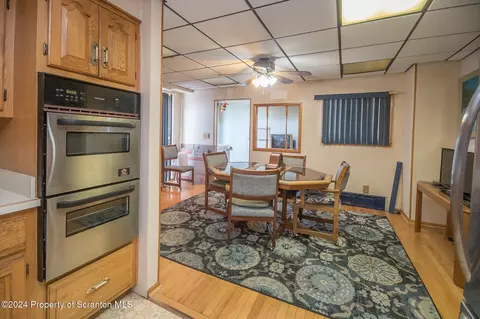 Dining - 225 E Mountain Rd, Scranton, PA 18505 photo 3 of 3