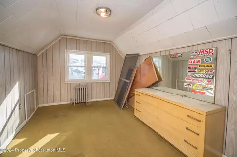 Bedroom - 225 E Mountain Rd, Scranton, PA 18505 photo 6 of 6