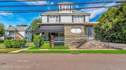 814 Susquehanna Ave, Olyphant, PA 18447