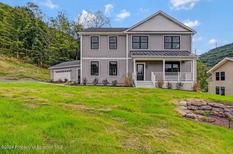 126 Morris Ave, South Abington, PA 18411