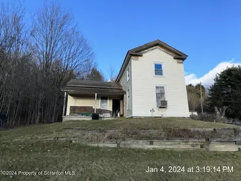 1598 Sr 6, Factoryville, PA 18419