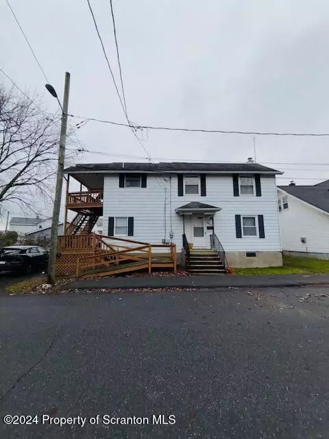 934 Cottage St, Blakely, PA 18452