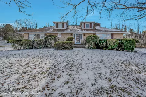141 Jermyn Dr, Clarks Summit, PA 18411