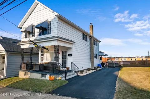 519 W Grace St, Old Forge, PA 18518