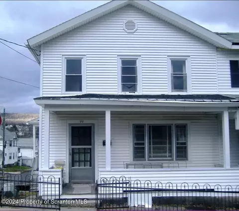 99 Green St, Edwardsville, PA 18704