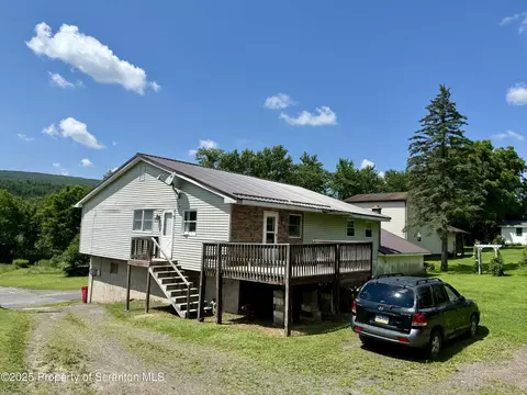 190 Rear Gordon Ave, Carbondale, PA 18407