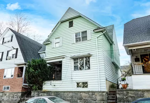905 Ridge Ave, Scranton, PA 18510