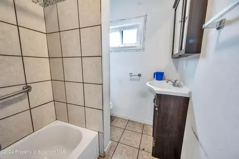 421 423 Harrison Ave, Scranton, PA 18510 photo 8
