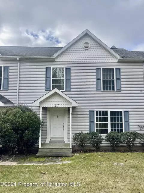 27 S Waterford Rd, Dalton, PA 18414