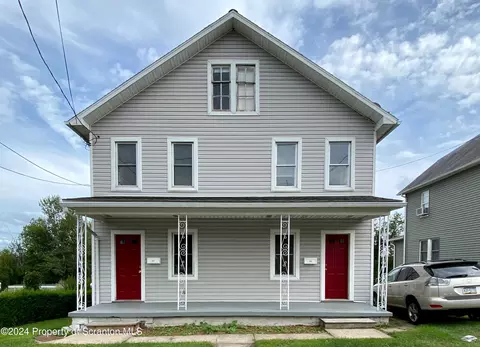 327 S Keyser Ave, Old Forge, PA 18518